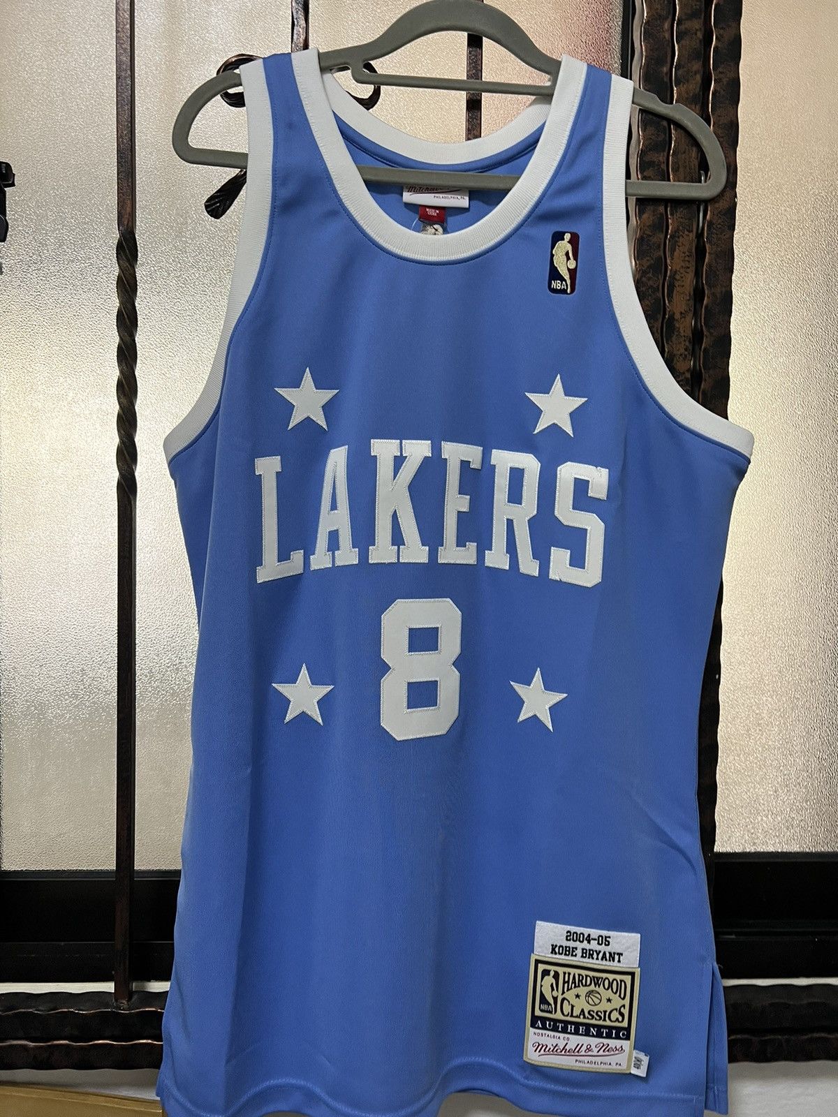 Los Angeles Lakers Kobe Bryant #8 Mitchell & Ness 04-05 Authentic