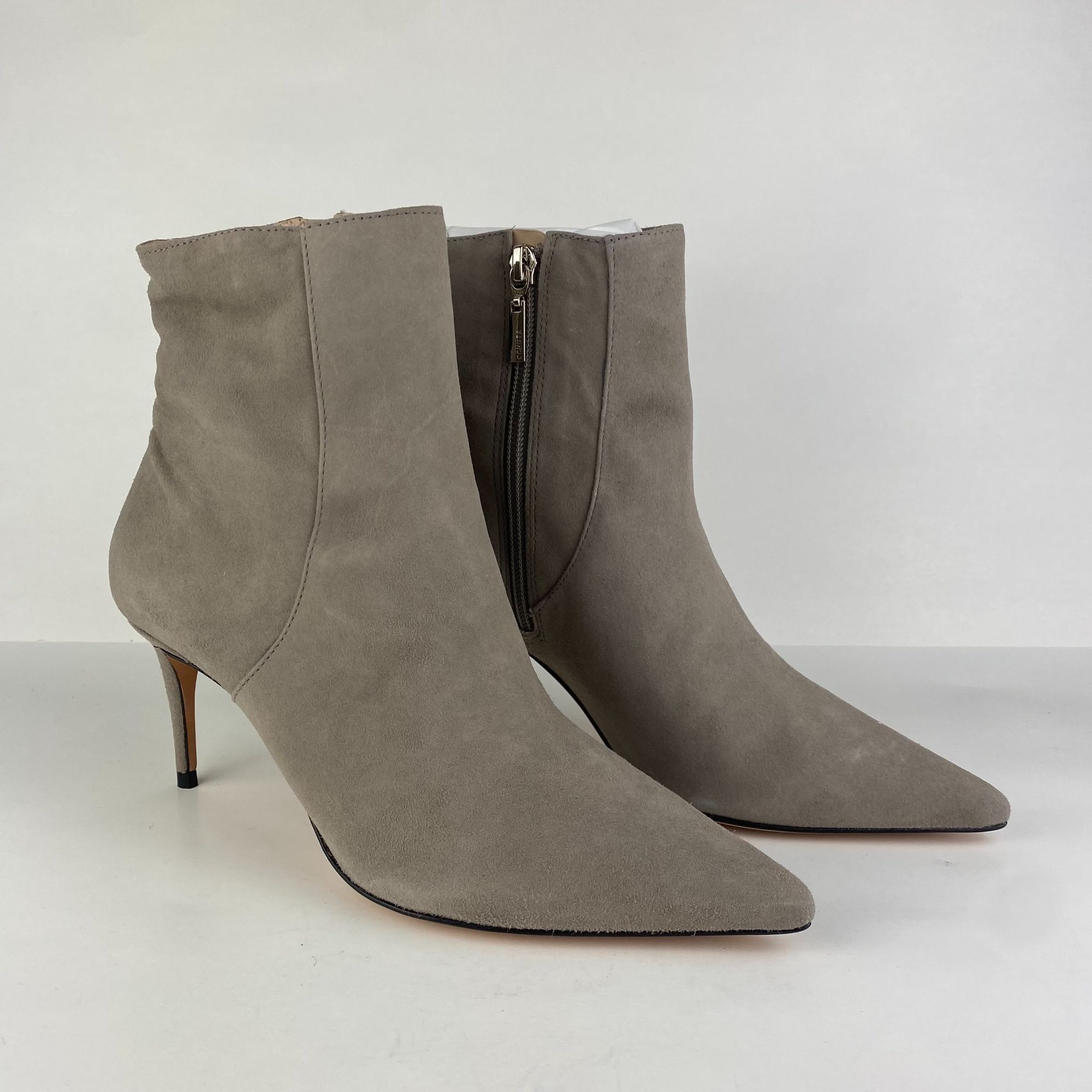 NIB SCHUTZ BETTE LIGHT GREY SUEDE BOOTIE SZ