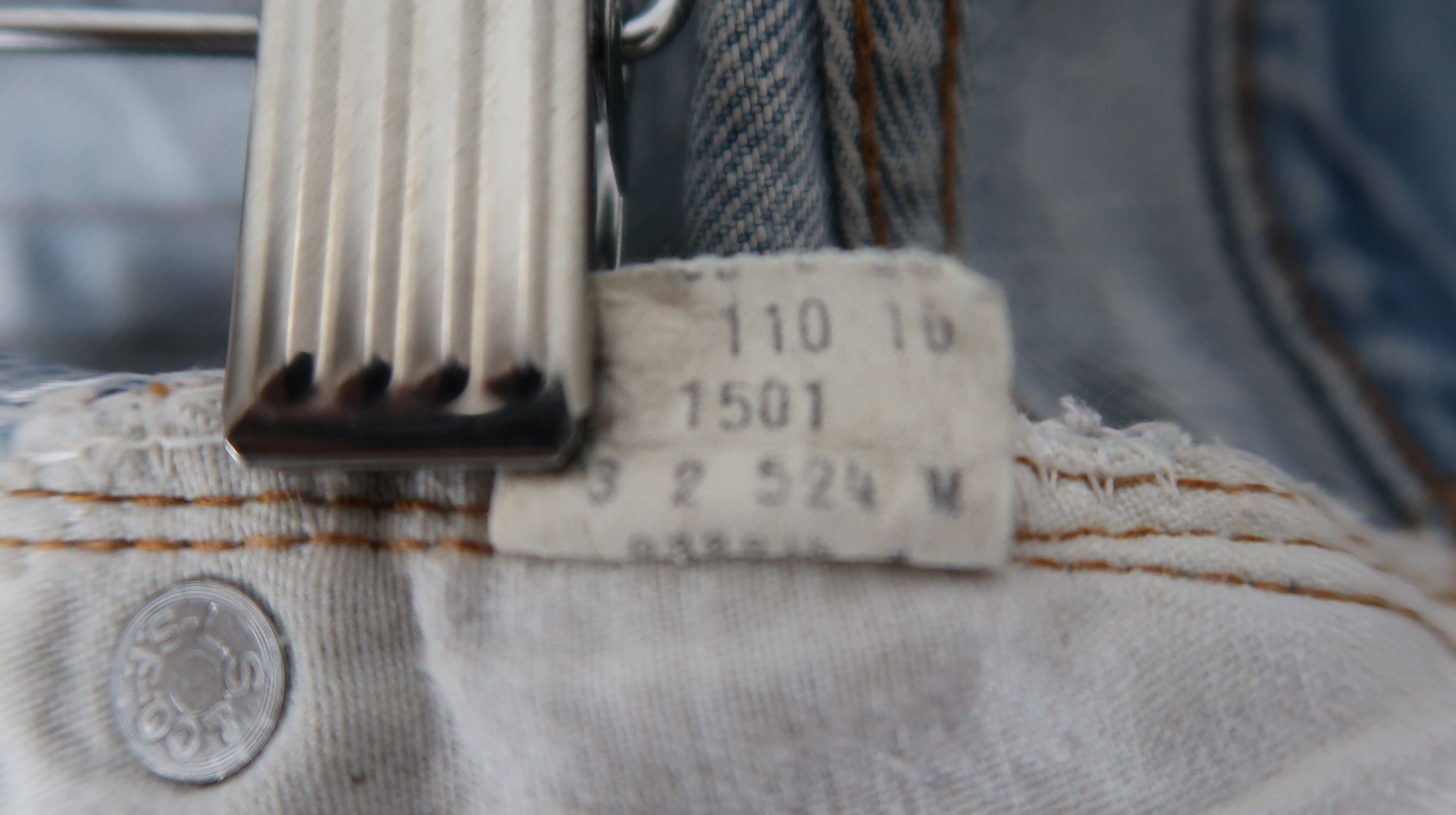 Levi's Vintage 80s Levi's 501 Big E Selvage Short Jeans Size US 30 / EU 46 - 21 Thumbnail