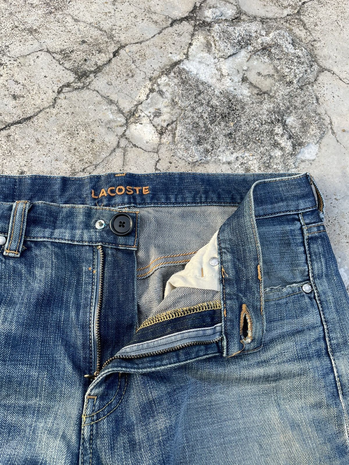 Lacoste × Vintage Vintage Lacoste Selvedge Denim Faded Wash Jeans Size US 34 / EU 50 - 6 Thumbnail