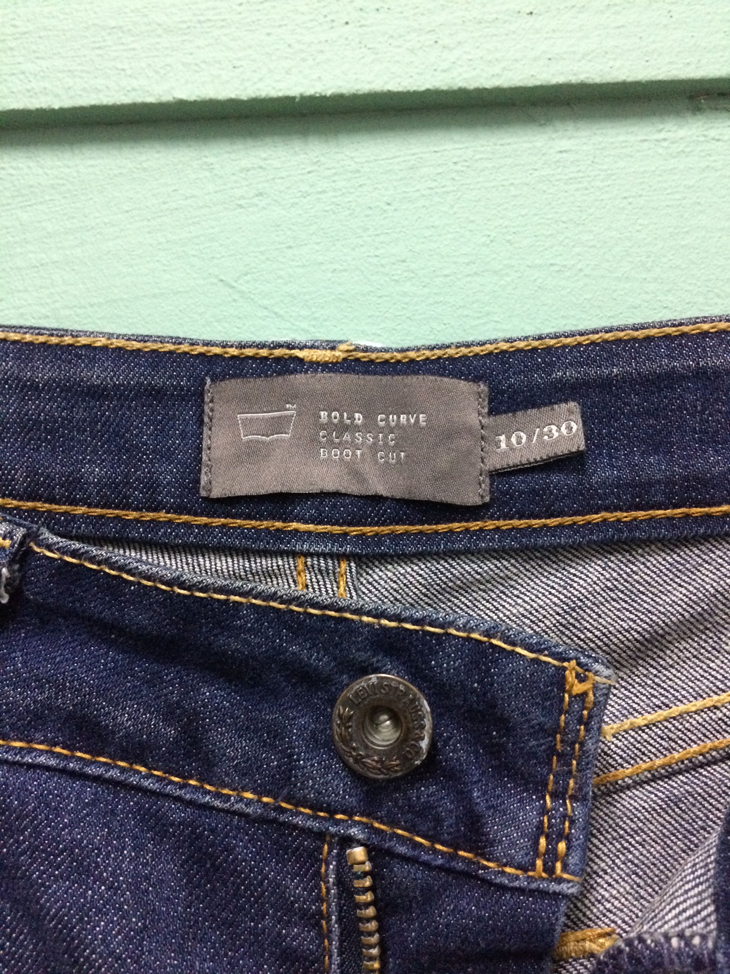 Levi's Vintage Distressed Levis Bold Curve Classic Bootcut #B-212 Size 29" - 10 Thumbnail