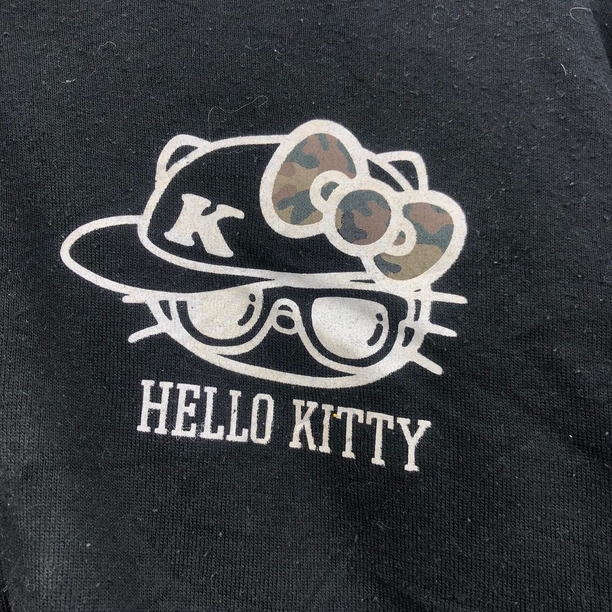 Vintage HELLO KITTY CARTOON All Over Print Hooded Sweatshirt Size US L / EU 52-54 / 3 - 5 Thumbnail