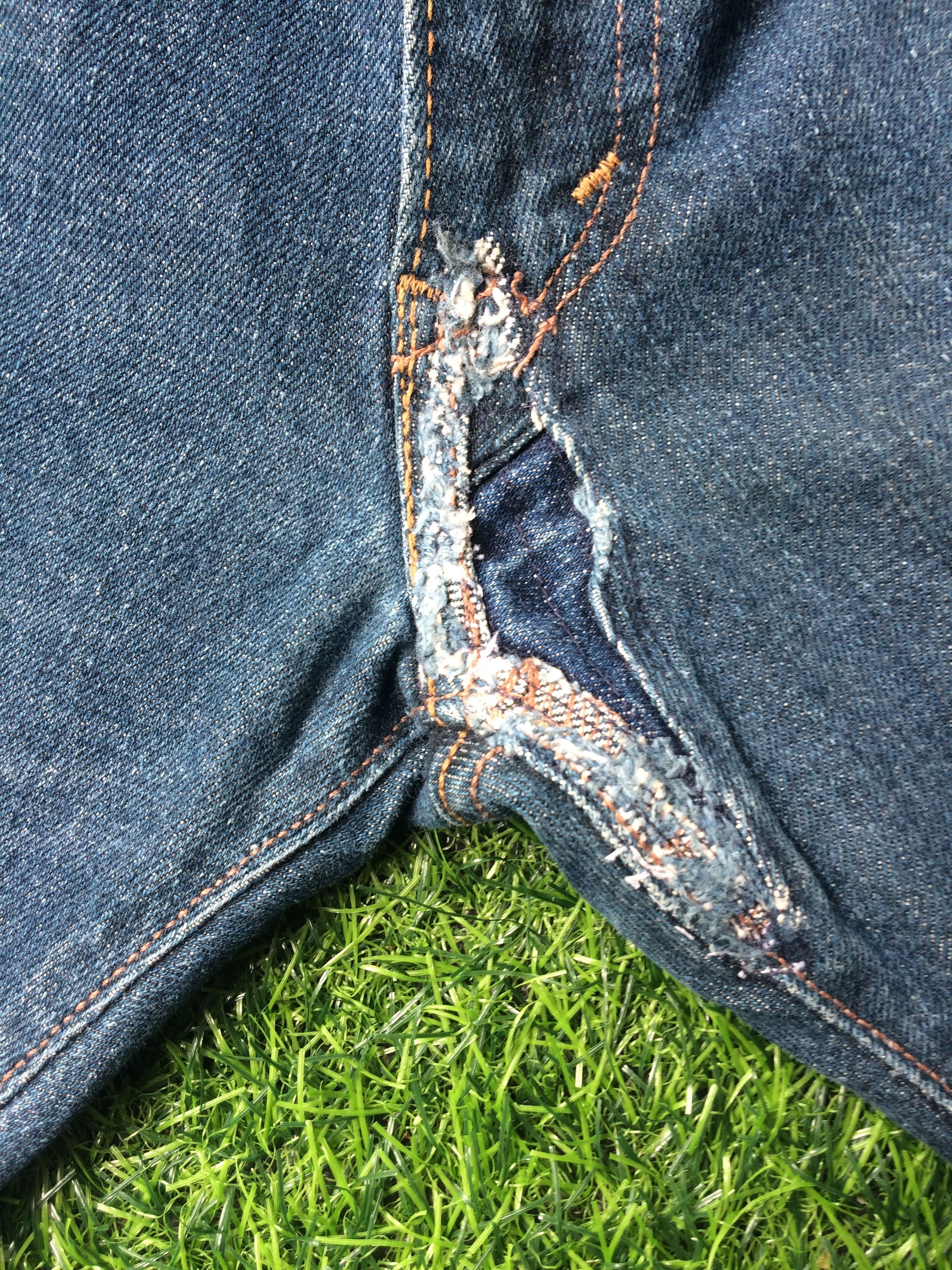 Levi's × Vintage Vintage Distressed Levis 511 Ripped Jeans #B-412 Size US 29 - 4 Thumbnail