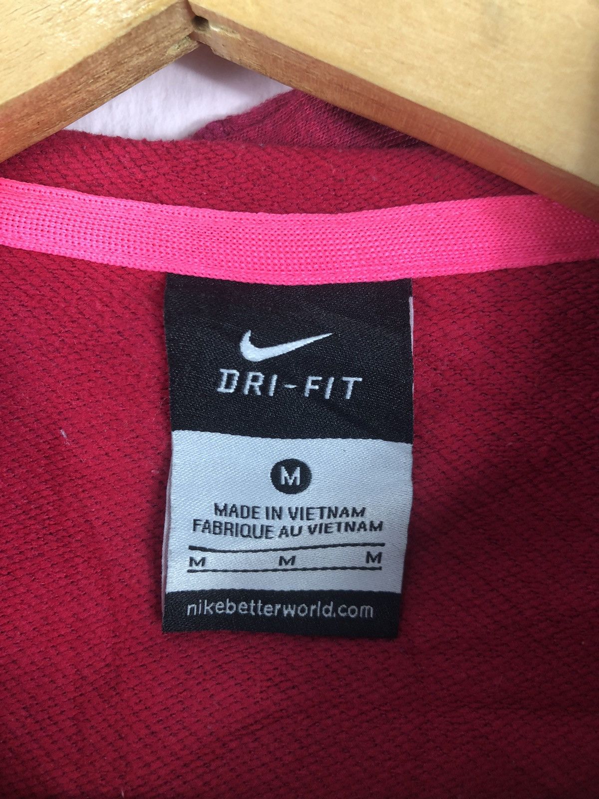 Nike VINTAGE NIKE DRI FIT SPORT RUNNER RED HOODIES SWEATSHIRT Size US M / EU 48-50 / 2 - 5 Thumbnail