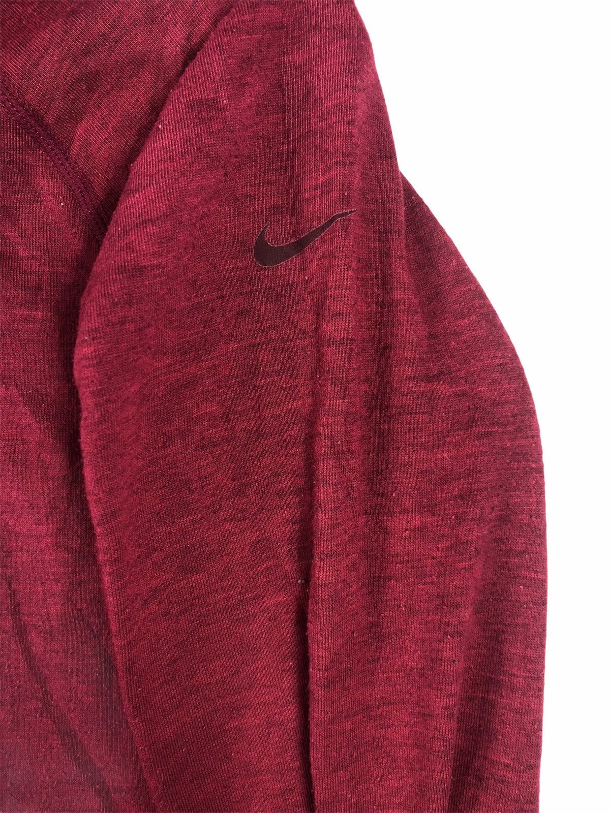 Nike VINTAGE NIKE DRI FIT SPORT RUNNER RED HOODIES SWEATSHIRT Size US M / EU 48-50 / 2 - 4 Thumbnail