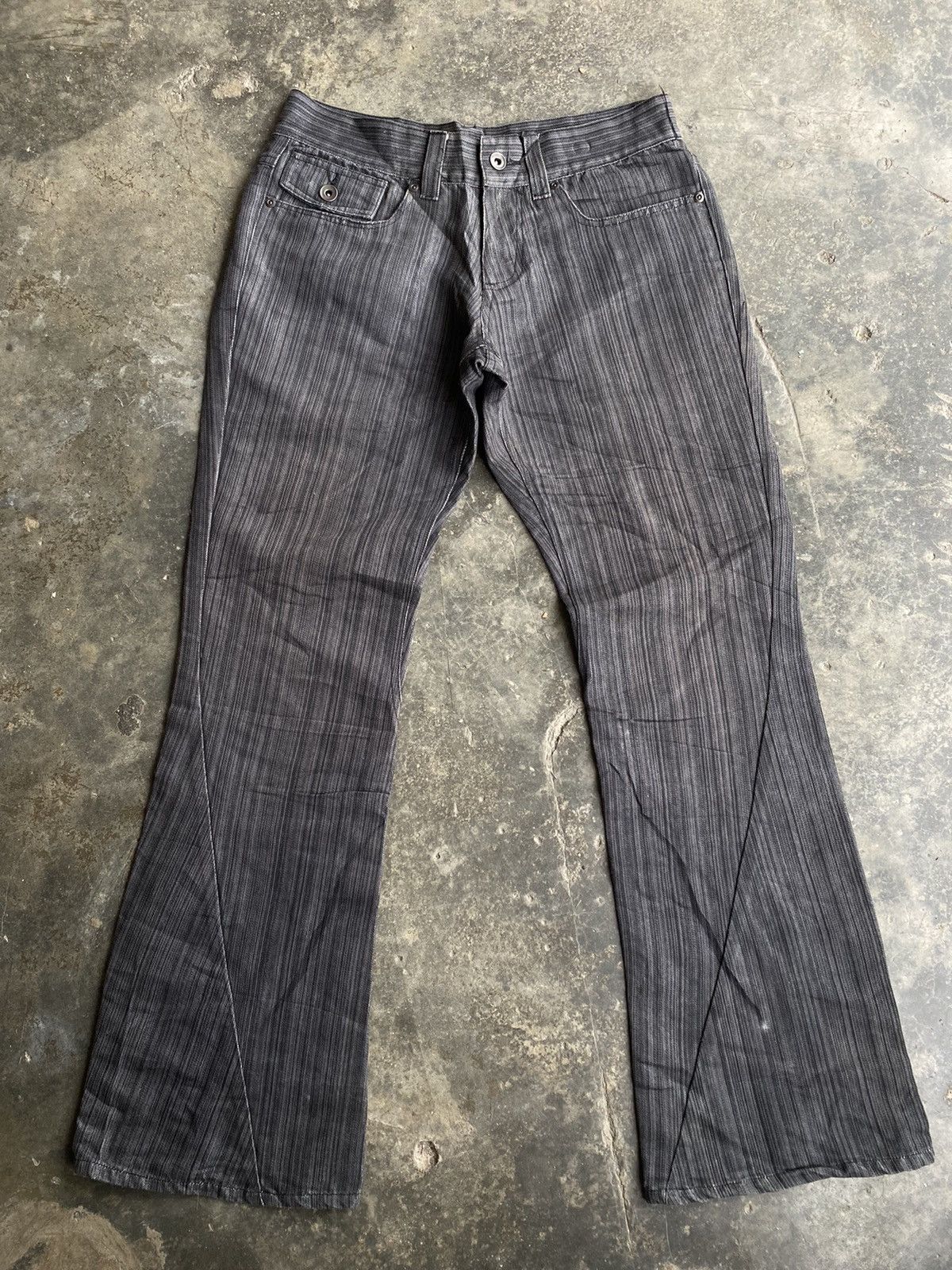 If Six Was Nine Jepense Donc Je Suis Flare Jeans Size US 30 / EU 46 - 1 Thumbnail