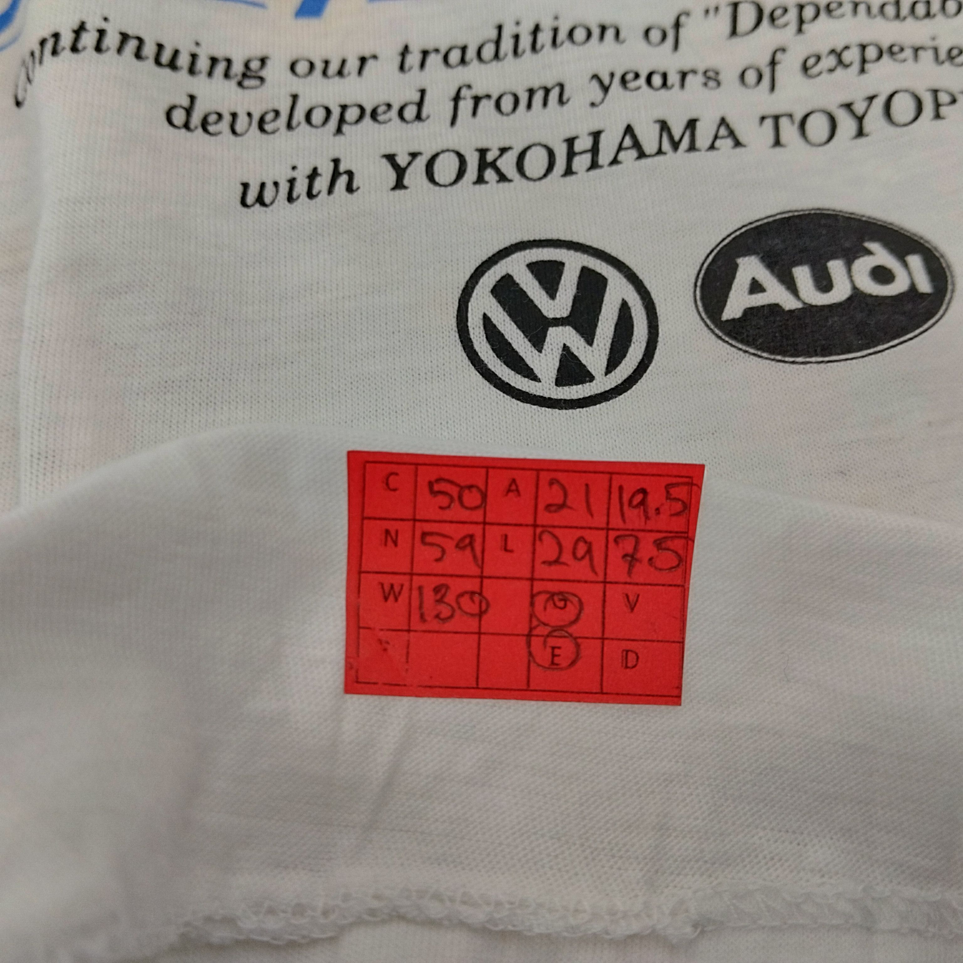 Vintage Volkswagen Golf Duo Bayside Yokohama Cars Design Tshirt Size US L / EU 52-54 / 3 - 6 Thumbnail