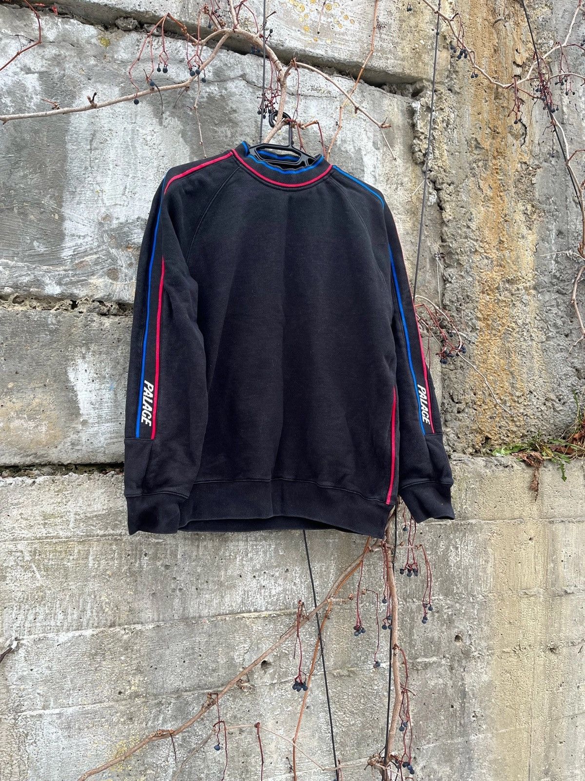 Palace s best sale line hoodie black