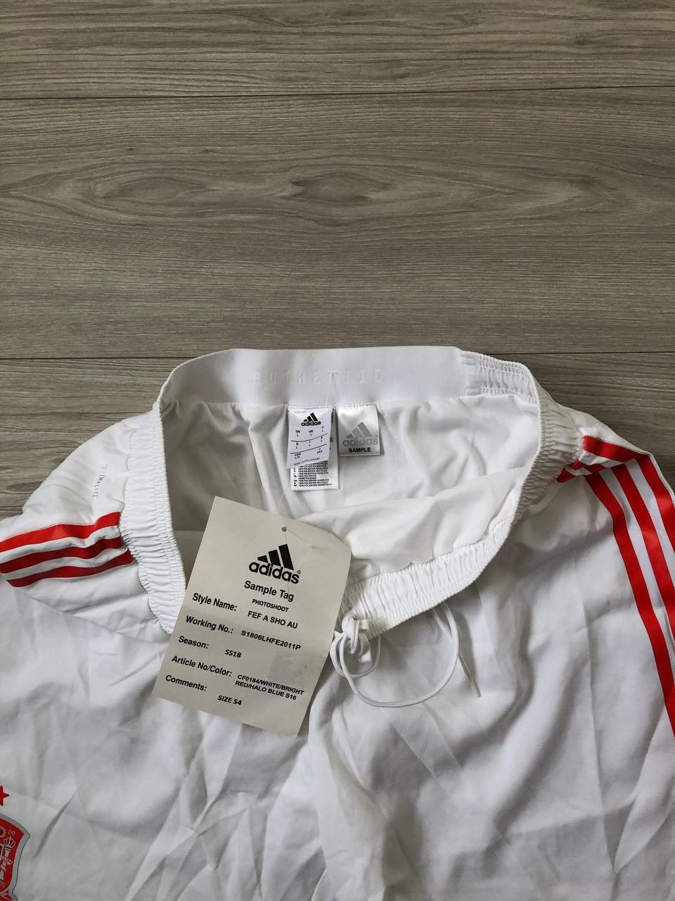 Other SPAIN NATIONAL ESPANA SOCCER SHORTS ADIDAS Size US 36 / EU 52 - 4 Thumbnail