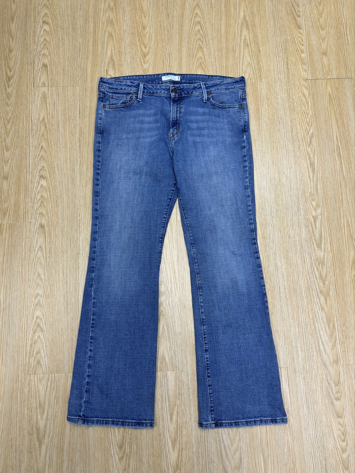 VINTAGE LEVIS 545 FLARE WOMEN DENIM 16M-W01