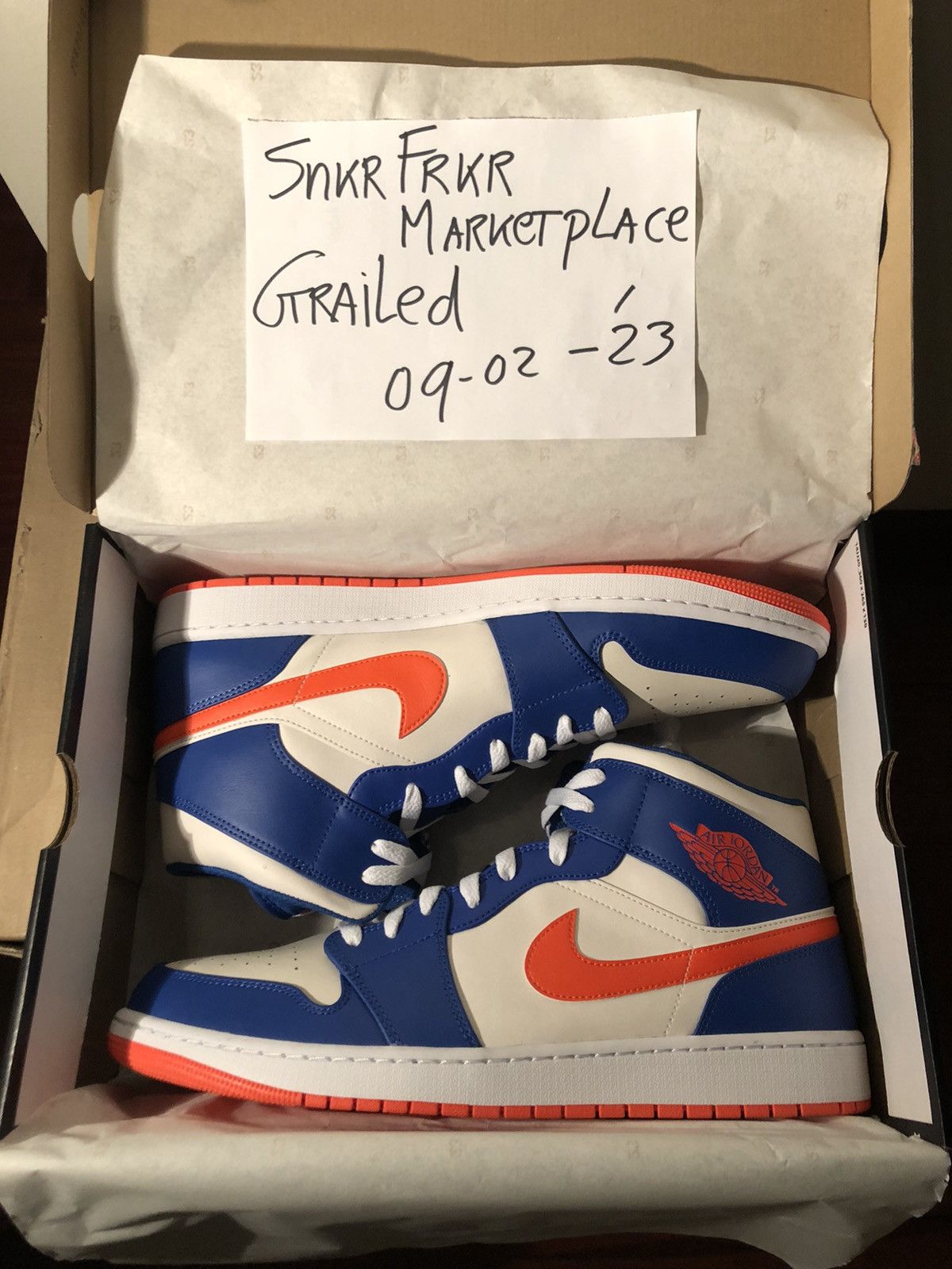 US16! Air Jordan 1 Mid “Knicks” FD1029-400 US16
