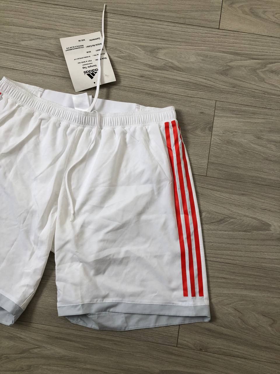 Adidas SPAIN NATIONAL ESPANA SOCCER SHORTS ADIDAS Size US 38 / EU 54 - 3 Thumbnail