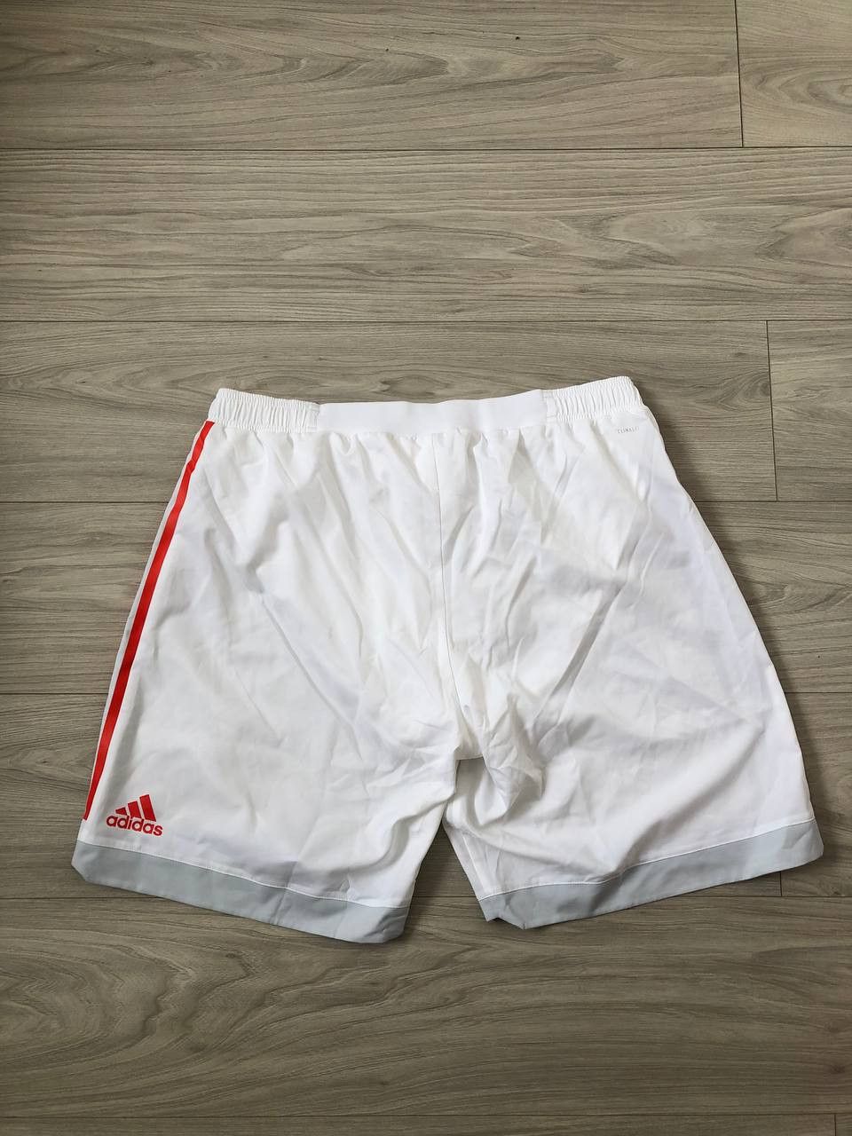 Adidas SPAIN NATIONAL ESPANA SOCCER SHORTS ADIDAS Size US 38 / EU 54 - 4 Thumbnail