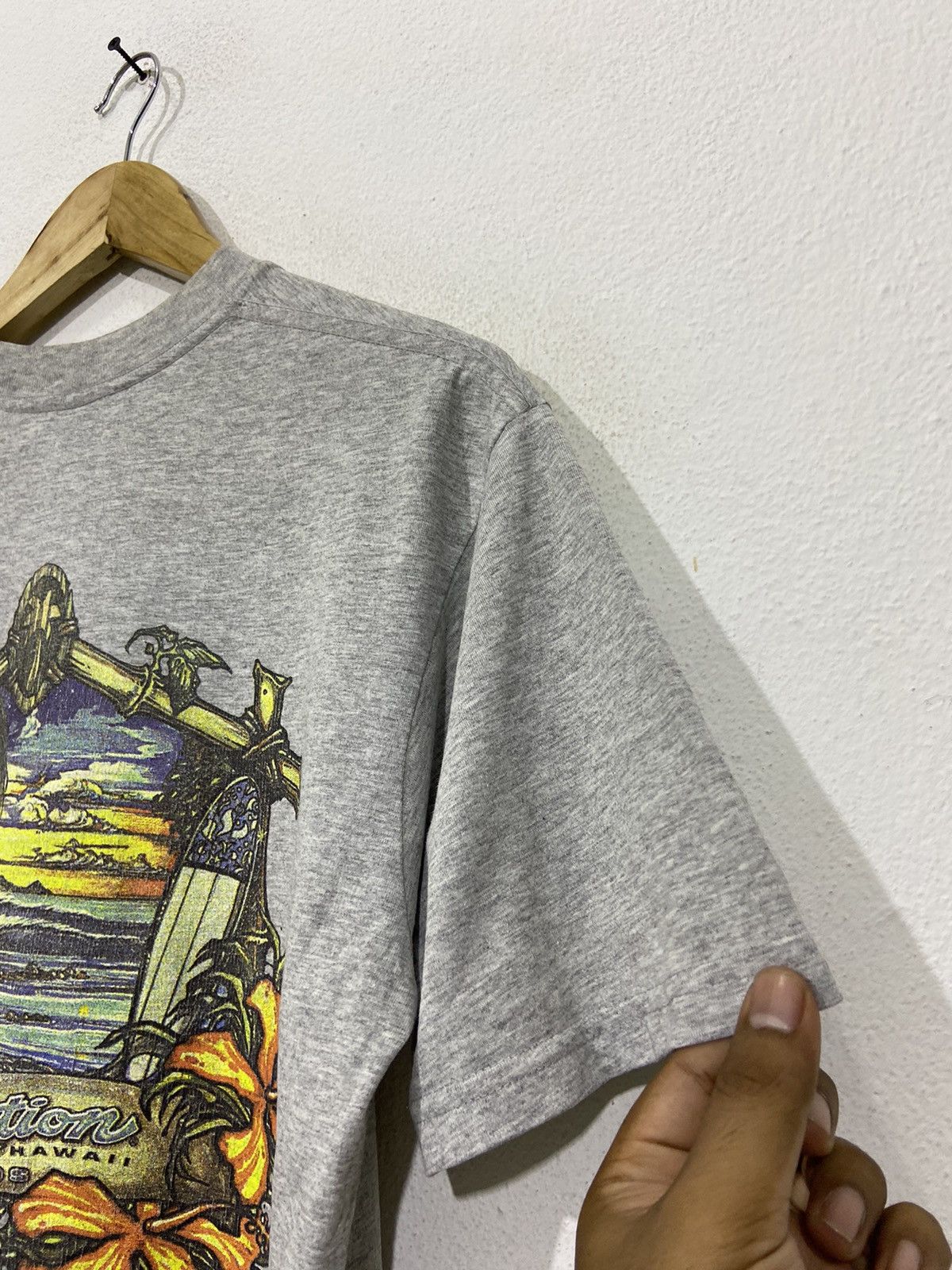 Vintage Vintage Local Motion Longboard Hawaii Graphic Tshirt Size US M / EU 48-50 / 2 - 3 Thumbnail