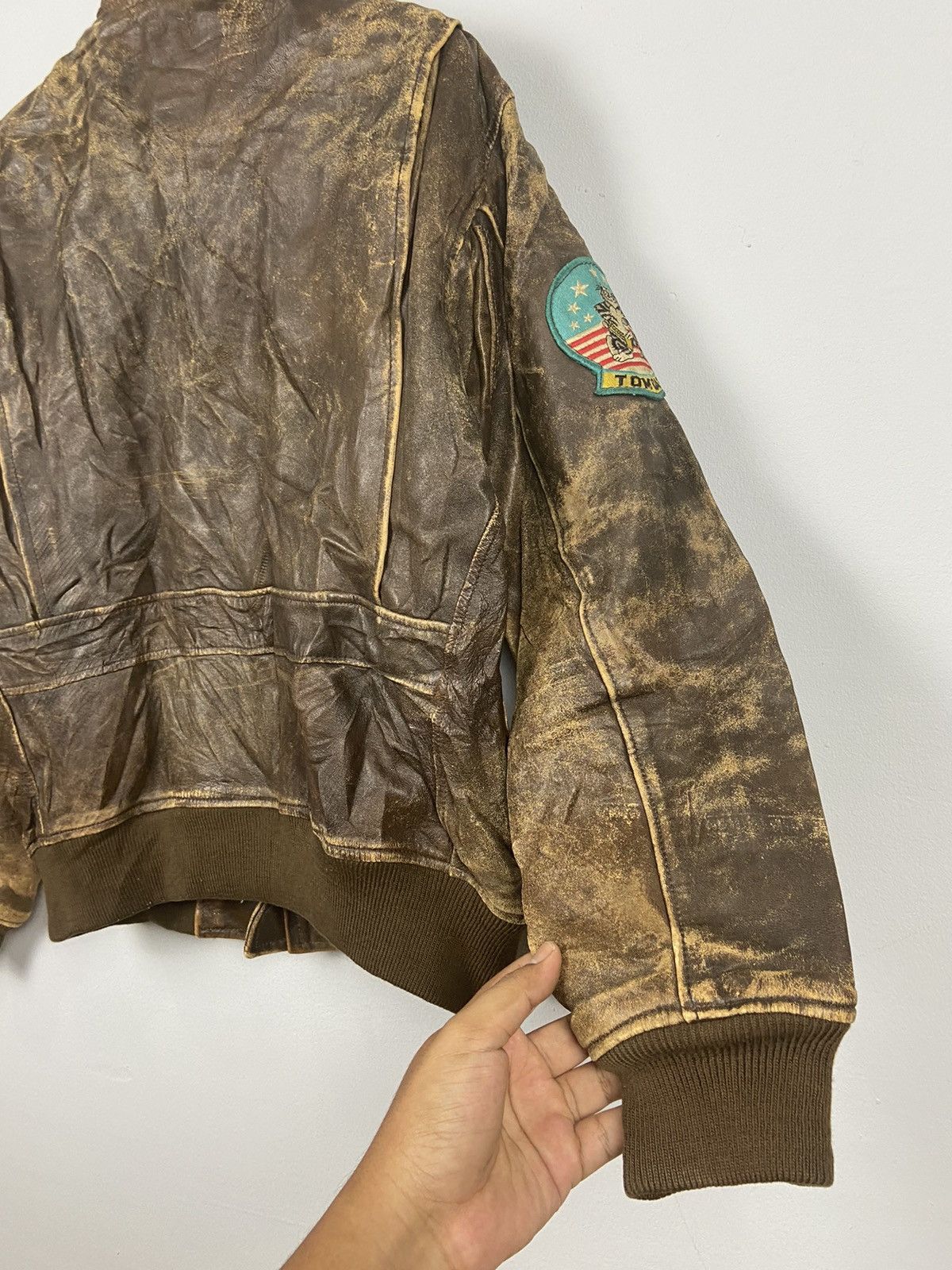 Other Vintage A-2 Houston US Airforce Tomcat Leather Flight Jacket Size US L / EU 52-54 / 3 - 15 Thumbnail