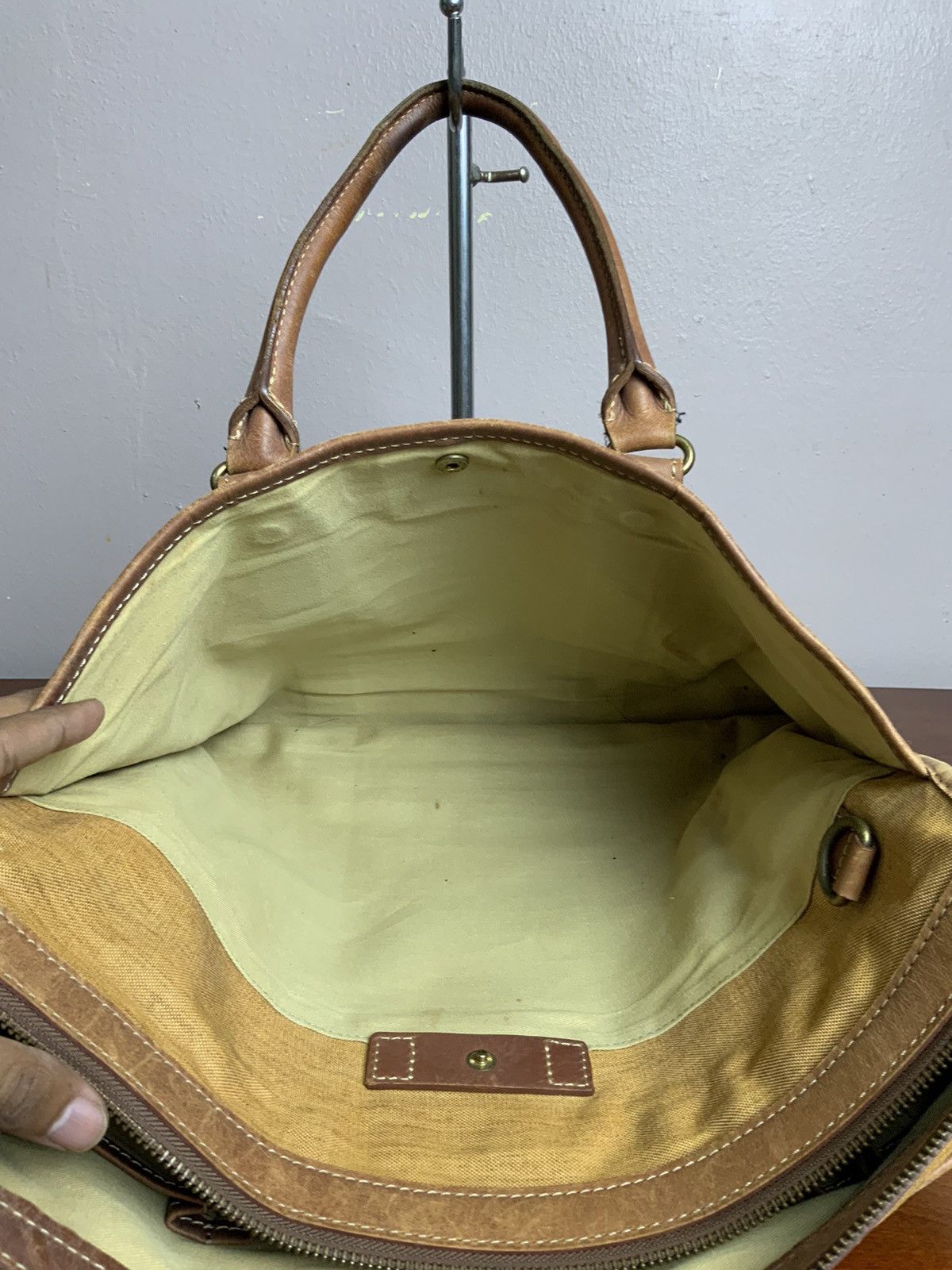 Takeo Kikuchi Vintage Takeo Kikuchi Leather Japan hand carry Bag Size ONE SIZE - 11 Thumbnail