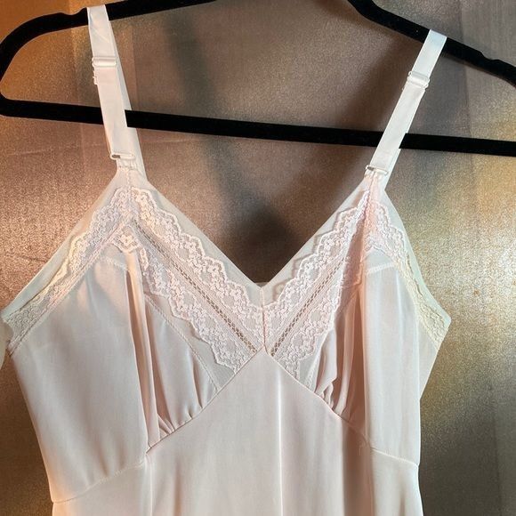 Vintage 60’s Sleepwear Full Slip Strappy Dress Pink Size S