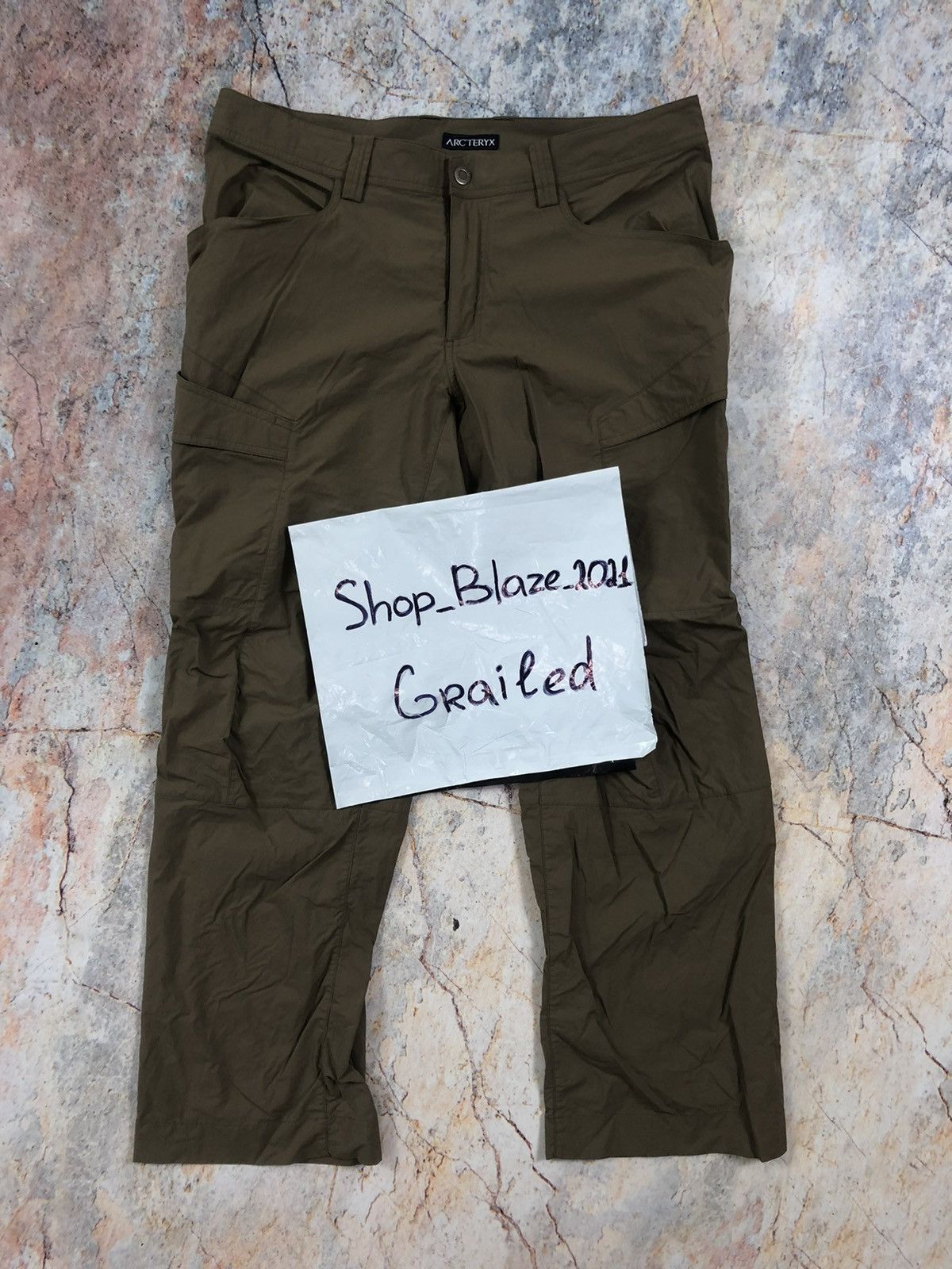 Arc'teryx Arcteryx brown cargo pants Size US 35 - 3 Thumbnail