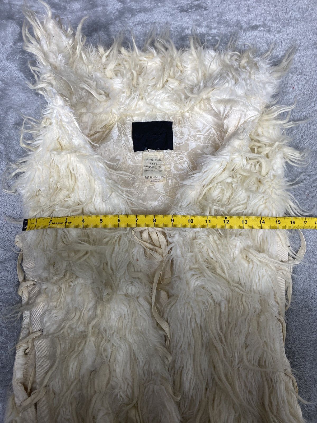 John Richmond Richmond Faux Fur Button Less Vest. J091 Size S / US 4 / IT 40 - 9 Thumbnail