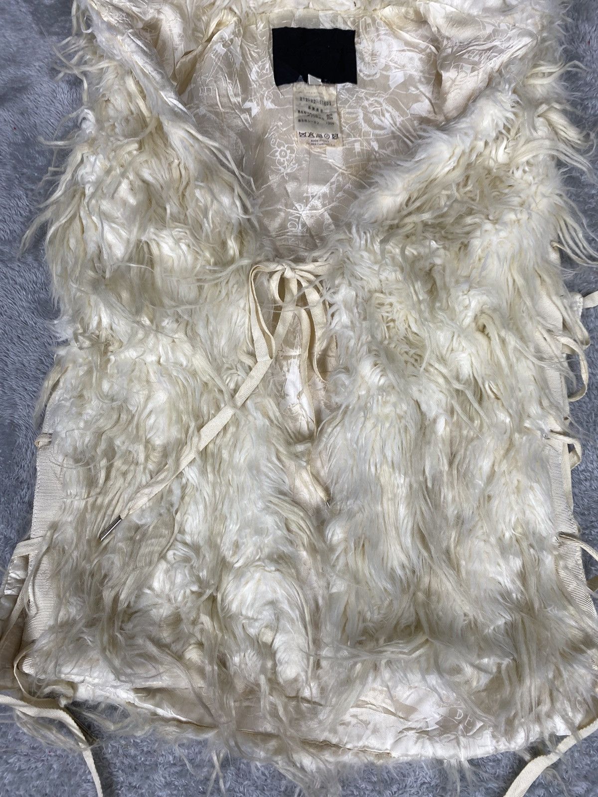John Richmond Richmond Faux Fur Button Less Vest. J091 Size S / US 4 / IT 40 - 3 Thumbnail