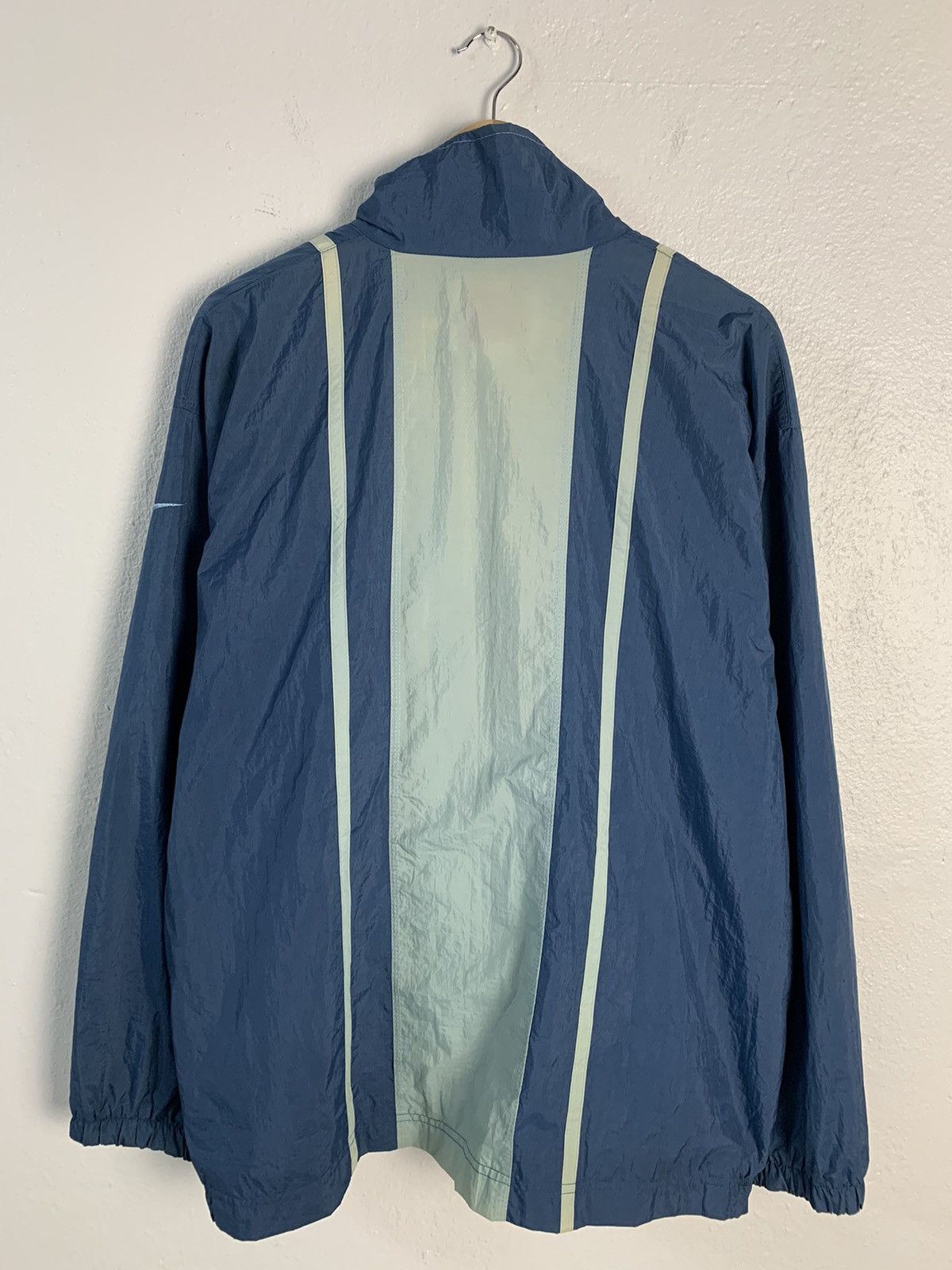 Nike Vintage Nike Jacket Size US L / EU 52-54 / 3 - 11 Thumbnail