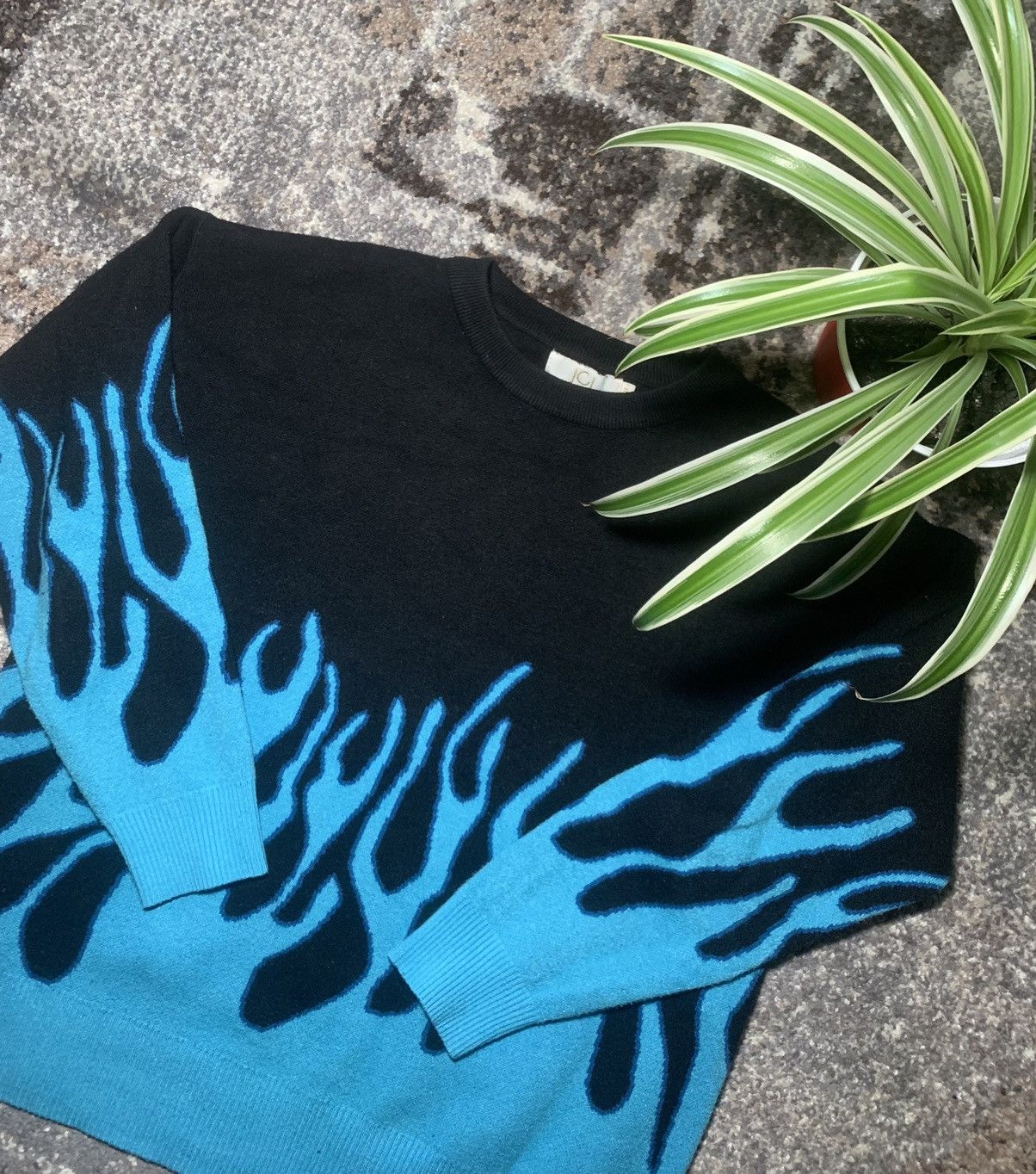 Sweater blue fire flame avant-garde