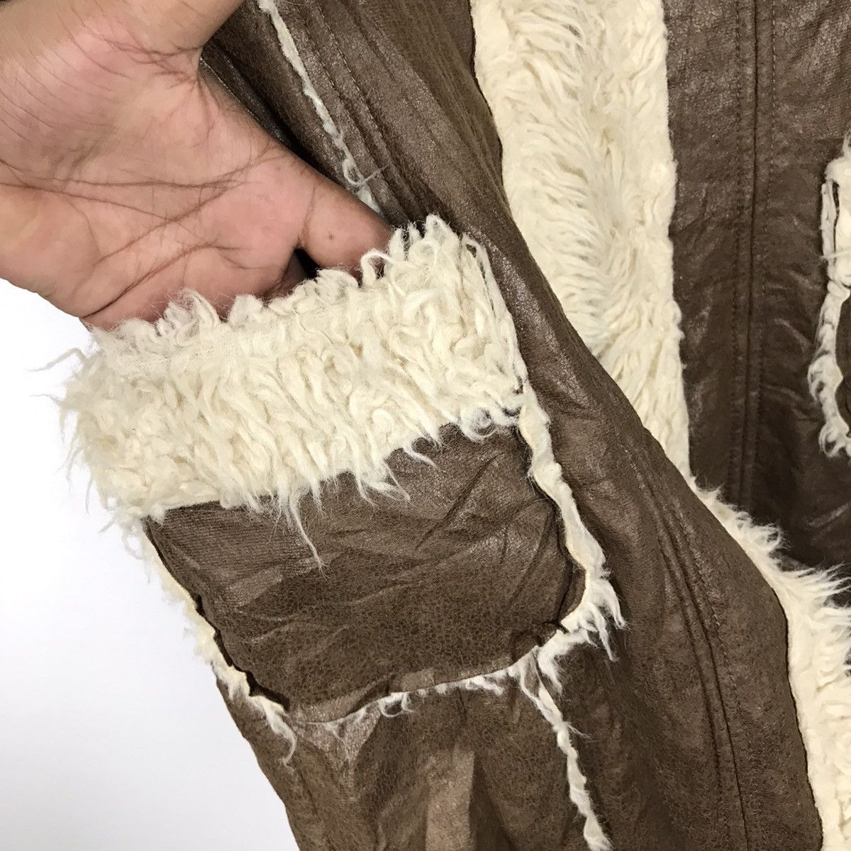 Japanese Brand × Leather × Vintage Vintage Patchwork Fur Faux Leather Handmade Vest Jacket Size XXS / US 00 / IT 34 - 6 Thumbnail