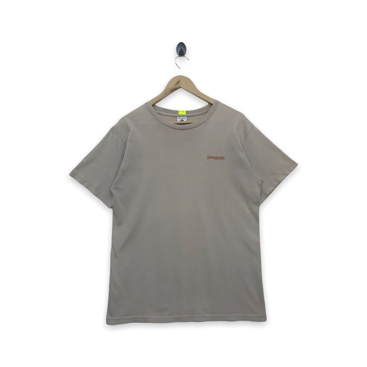 *Rare!! Patagonia Mountain Logo Back Print tee