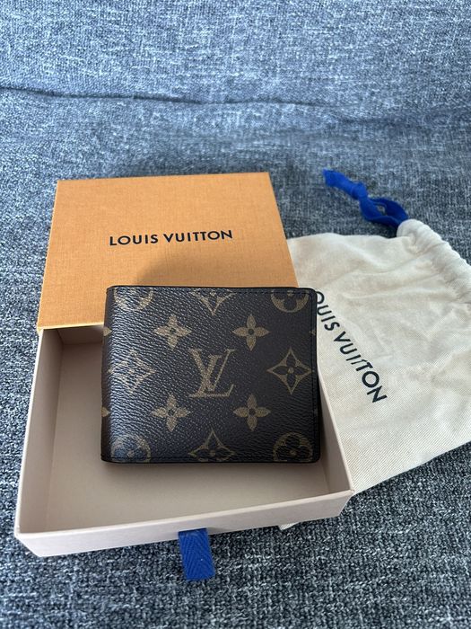 Louis Vuitton 2019 Rainbow Slender Men's Wallet Taiga Leather Size