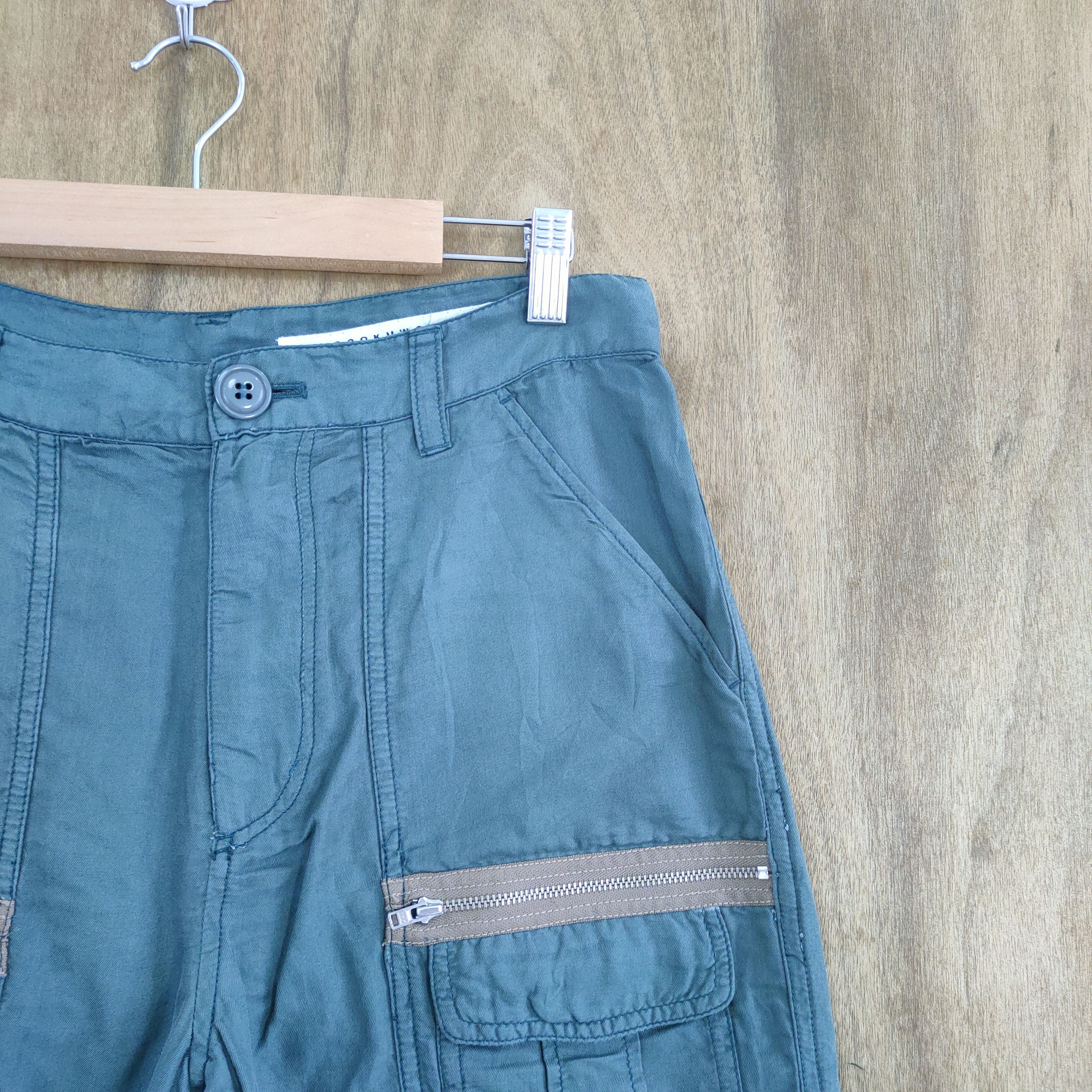Issey Miyake SUNAOKUWAHARA by ISSEY MIYAKE DARK GREEN CARGO PANTS Size US 30 / EU 46 - 5 Thumbnail