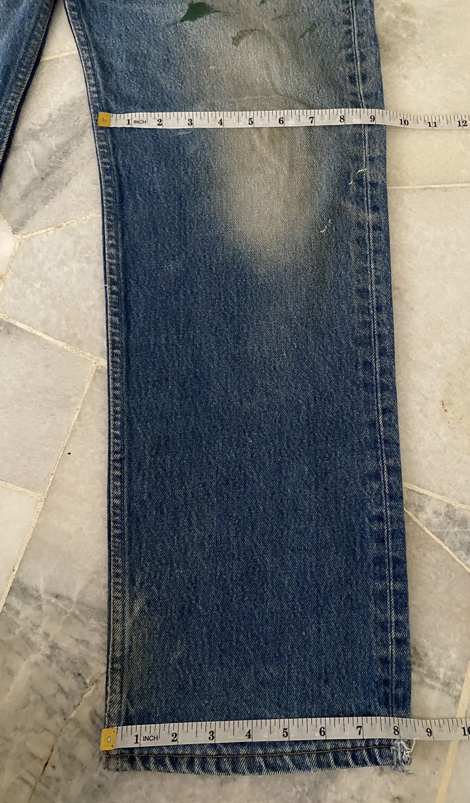Levi's VINTAGE 90s LEVIS 501XX DISTRESSED DENIM JEANS Size US 33 - 21 Thumbnail