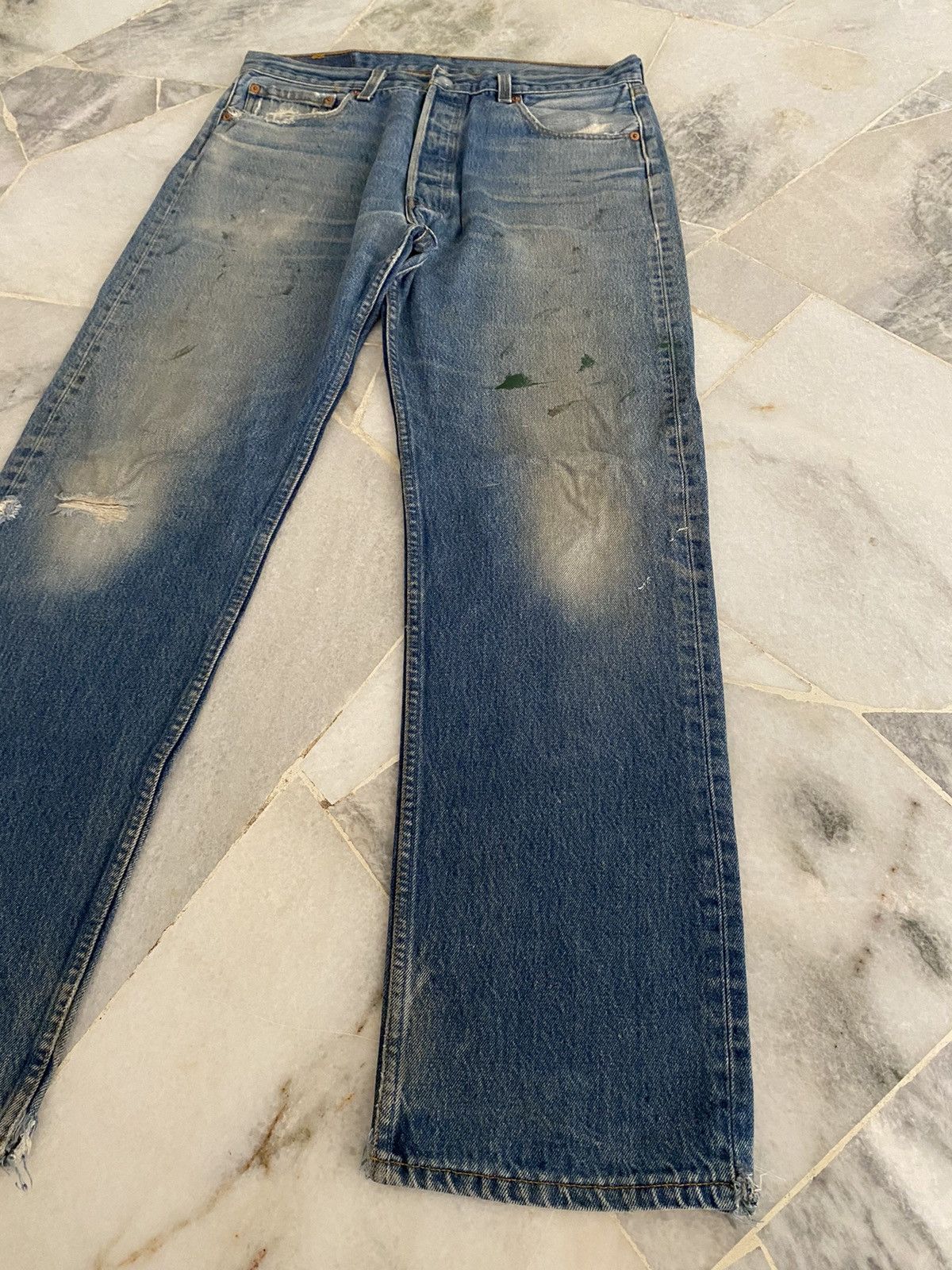 Levi's VINTAGE 90s LEVIS 501XX DISTRESSED DENIM JEANS Size US 33 - 2 Thumbnail