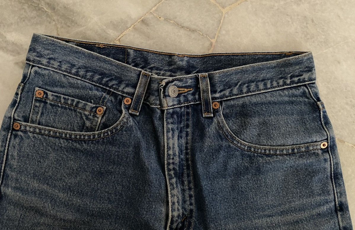 Levi's VINTAGE LEVIS 517 FLARED BELL COWBOY DISTRESSED Size US 31 - 6 Thumbnail