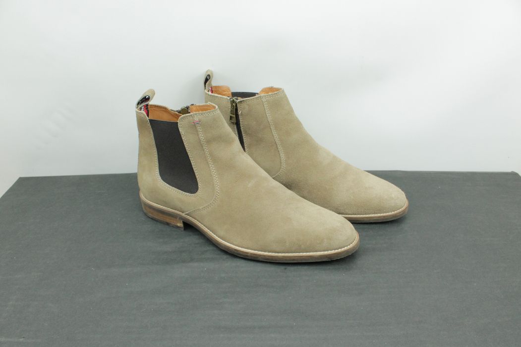 Tommy hilfiger essential outlet suede chelsea boot