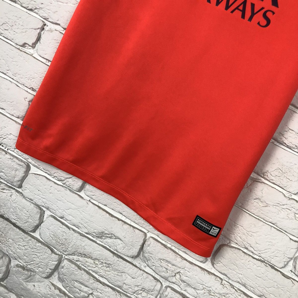 Nike Barcelona Nike 2014 2015 away jersey Size US M / EU 48-50 / 2 - 3 Thumbnail