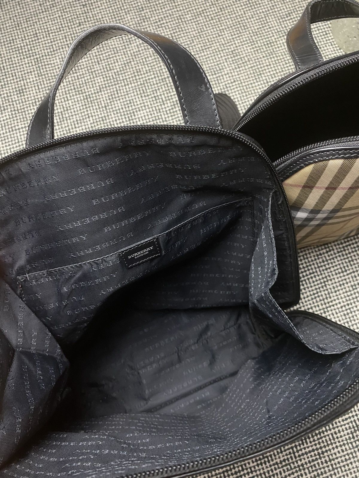 Burberry × Vintage Burberry vintage rare 2 items backpack Size ONE SIZE - 10 Thumbnail