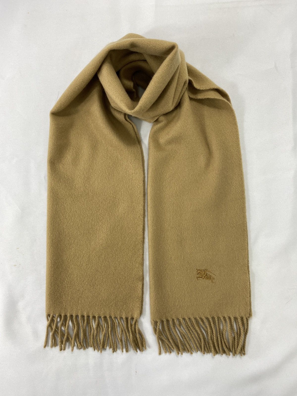 Burberry Vintage Burberry Scarf/Muffler -T008 Size ONE SIZE - 1 Thumbnail