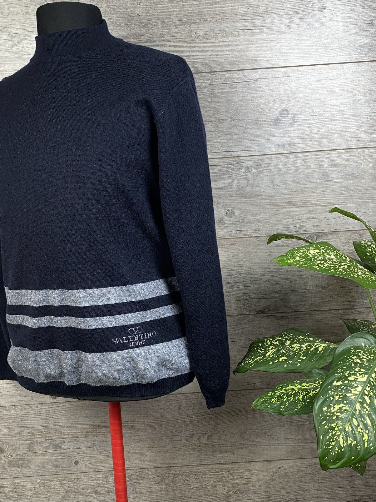 Valentino × Vintage Rare Valentino Jeans vintage wool sweater Size L Size US L / EU 52-54 / 3 - 4 Thumbnail