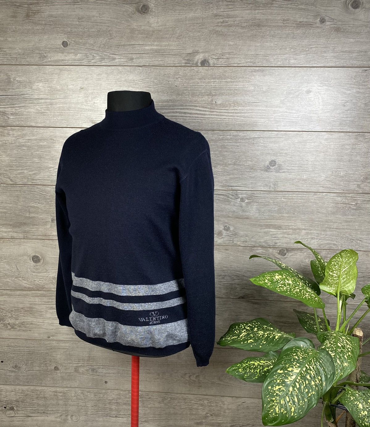 Valentino × Vintage Rare Valentino Jeans vintage wool sweater Size L Size US L / EU 52-54 / 3 - 1 Thumbnail