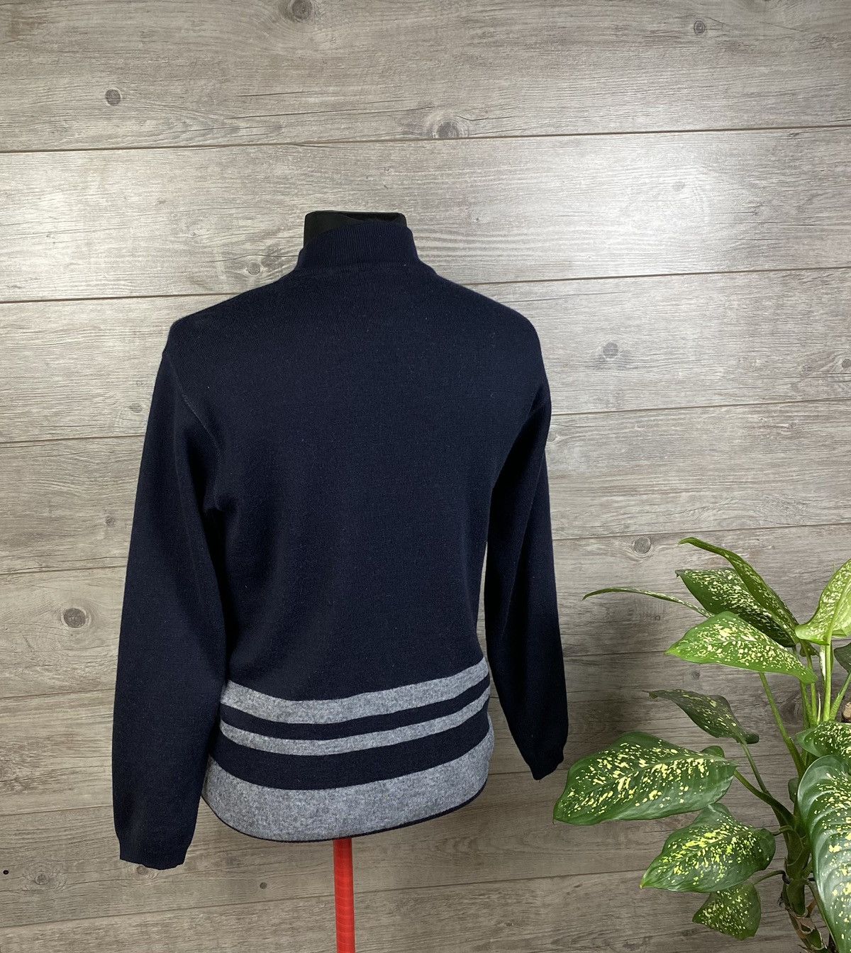 Valentino × Vintage Rare Valentino Jeans vintage wool sweater Size L Size US L / EU 52-54 / 3 - 5 Thumbnail