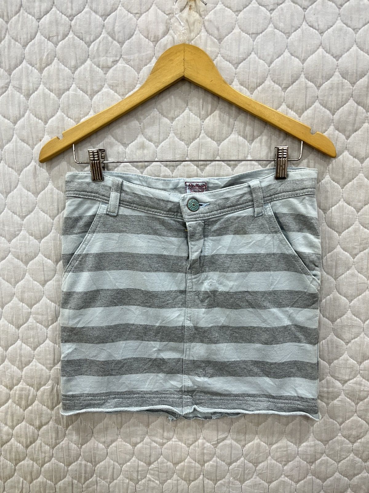 Hypebeast × Levi's (Sss). LEVIS REDLOOP HYPEBEAST SKIRTS Size 30" / US 8 / IT 44 - 4 Thumbnail