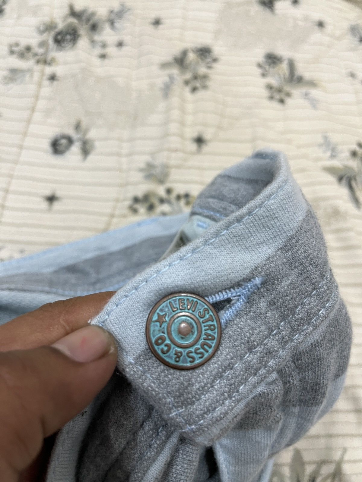 Hypebeast × Levi's (Sss). LEVIS REDLOOP HYPEBEAST SKIRTS Size 30" / US 8 / IT 44 - 10 Thumbnail