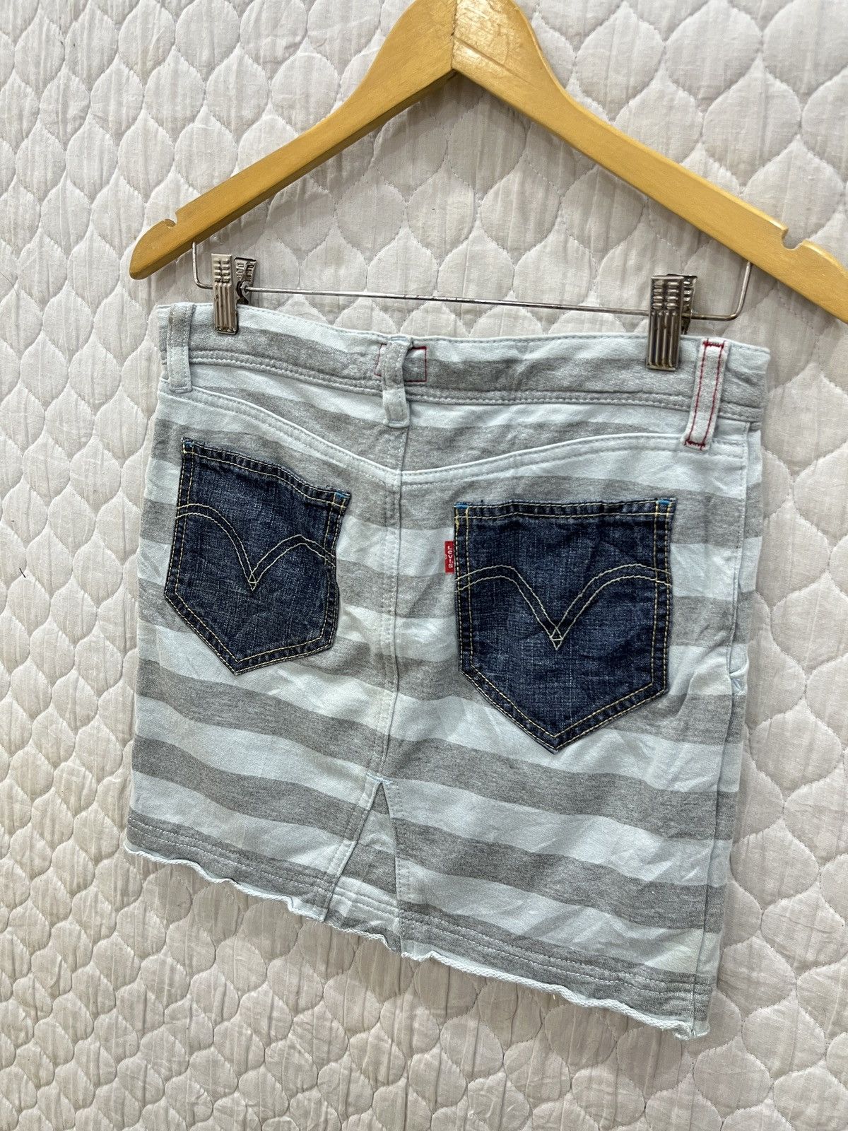 Hypebeast × Levi's (Sss). LEVIS REDLOOP HYPEBEAST SKIRTS Size 30" / US 8 / IT 44 - 2 Thumbnail