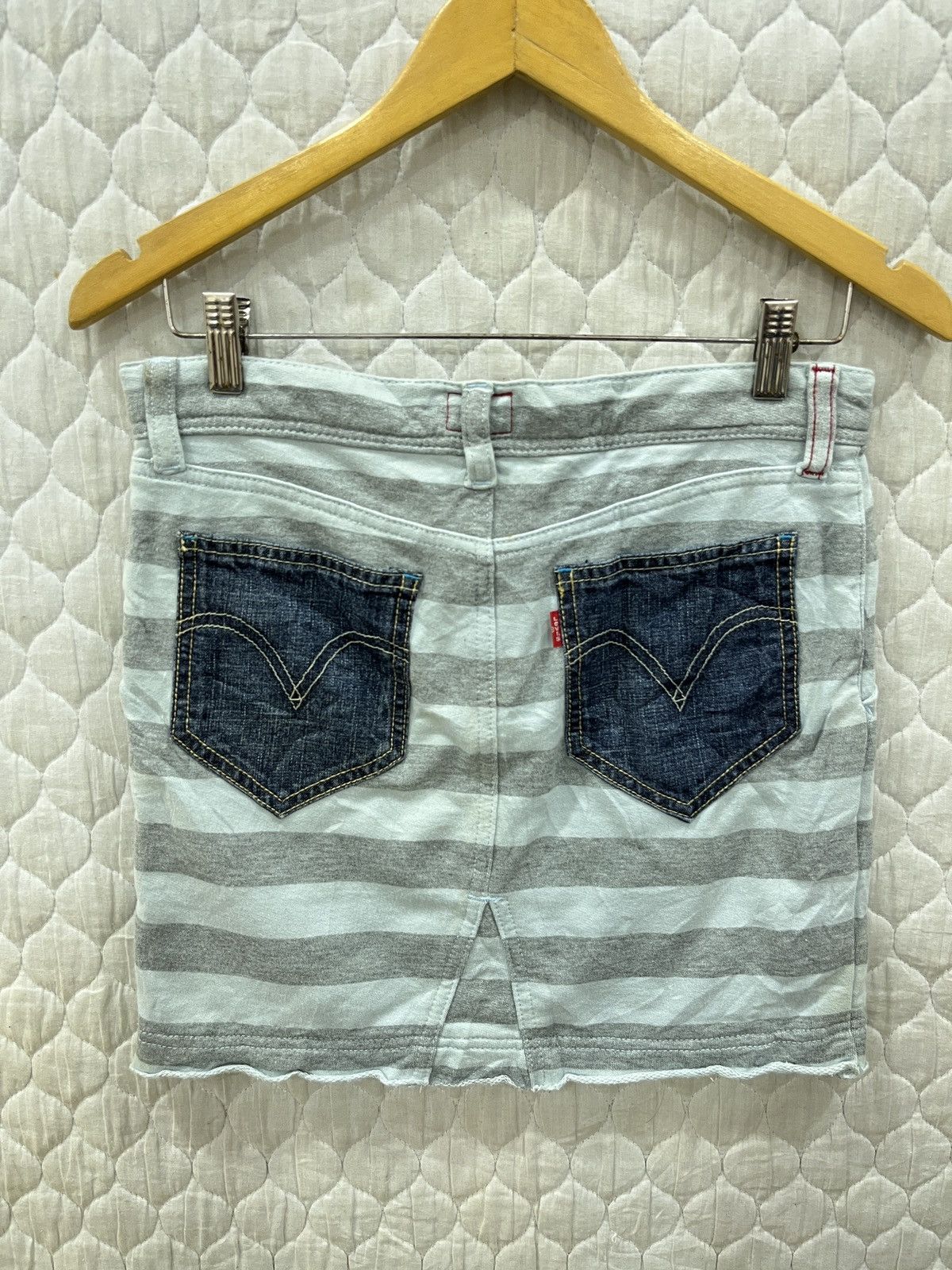 Hypebeast × Levi's (Sss). LEVIS REDLOOP HYPEBEAST SKIRTS Size 30" / US 8 / IT 44 - 1 Thumbnail