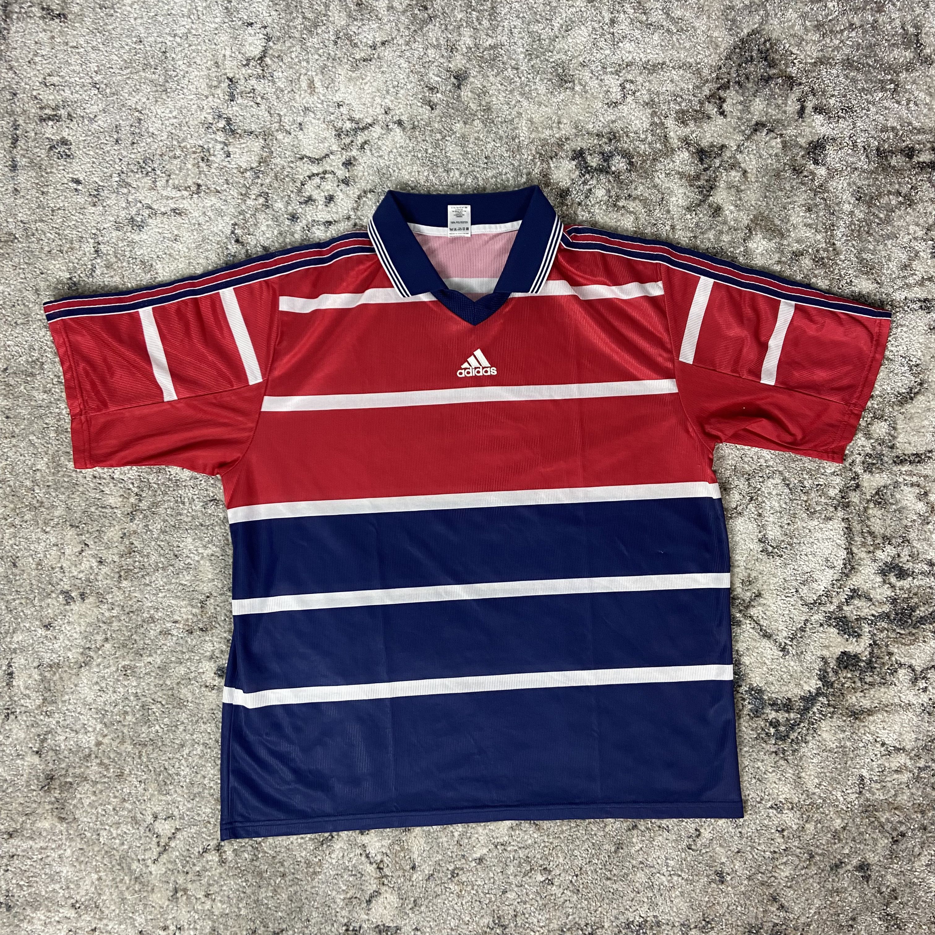 Adidas 1990s SOCCER RARE VINTAGE ADIDAS TEE Size US XL / EU 56 / 4 - 2 Thumbnail