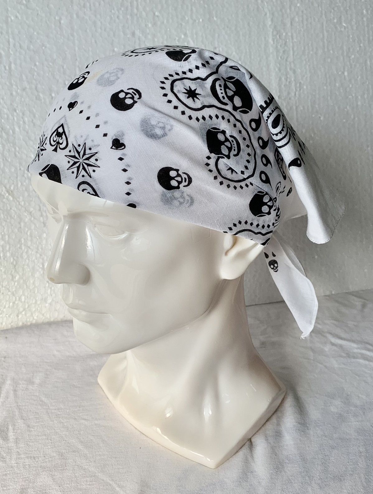 Vintage Skull design Handkerchief Pocketsquares Size ONE SIZE - 1 Thumbnail
