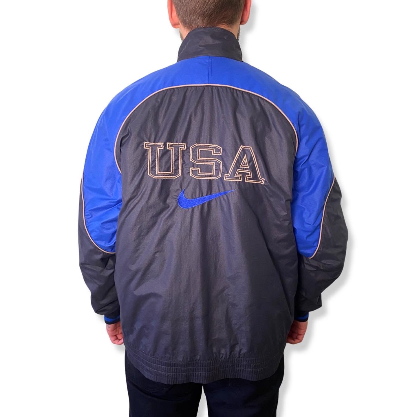 Nike USA Swoosh Embroidered Big Logo Nylon Jacket Vintage 90s Size US M / EU 48-50 / 2 - 4 Thumbnail