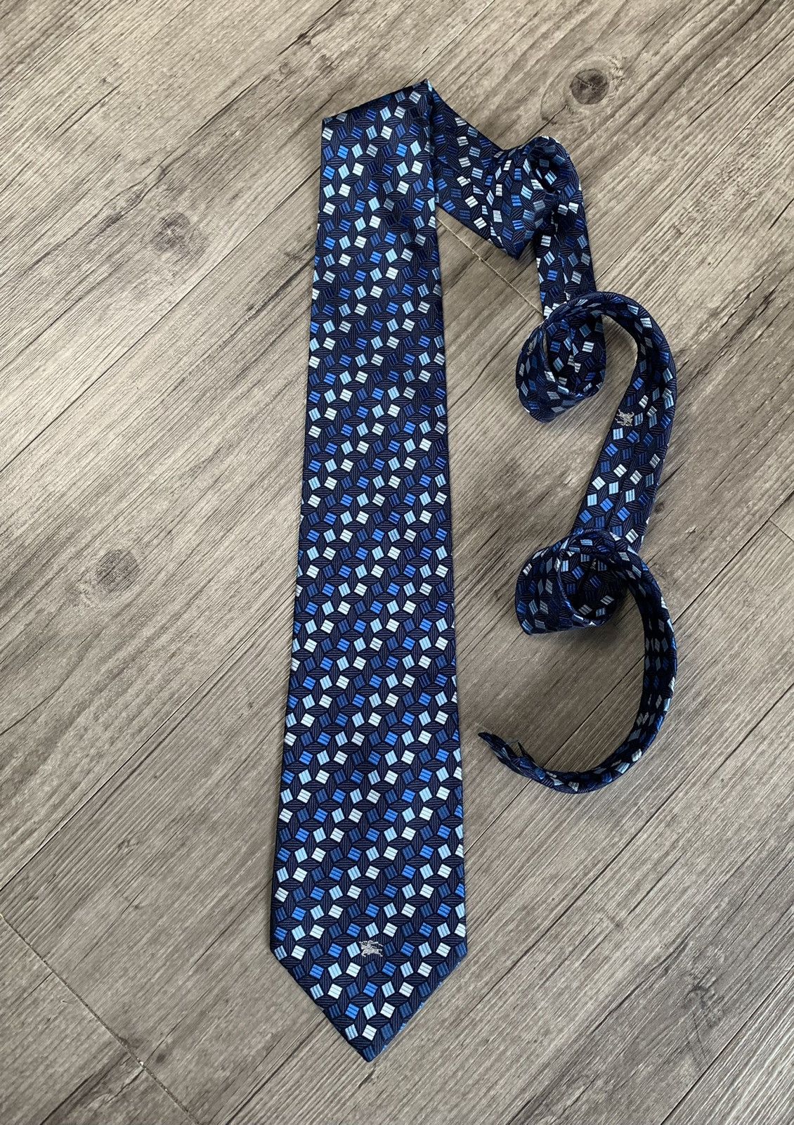Burberry Burberry Necktie Size ONE SIZE - 5 Thumbnail