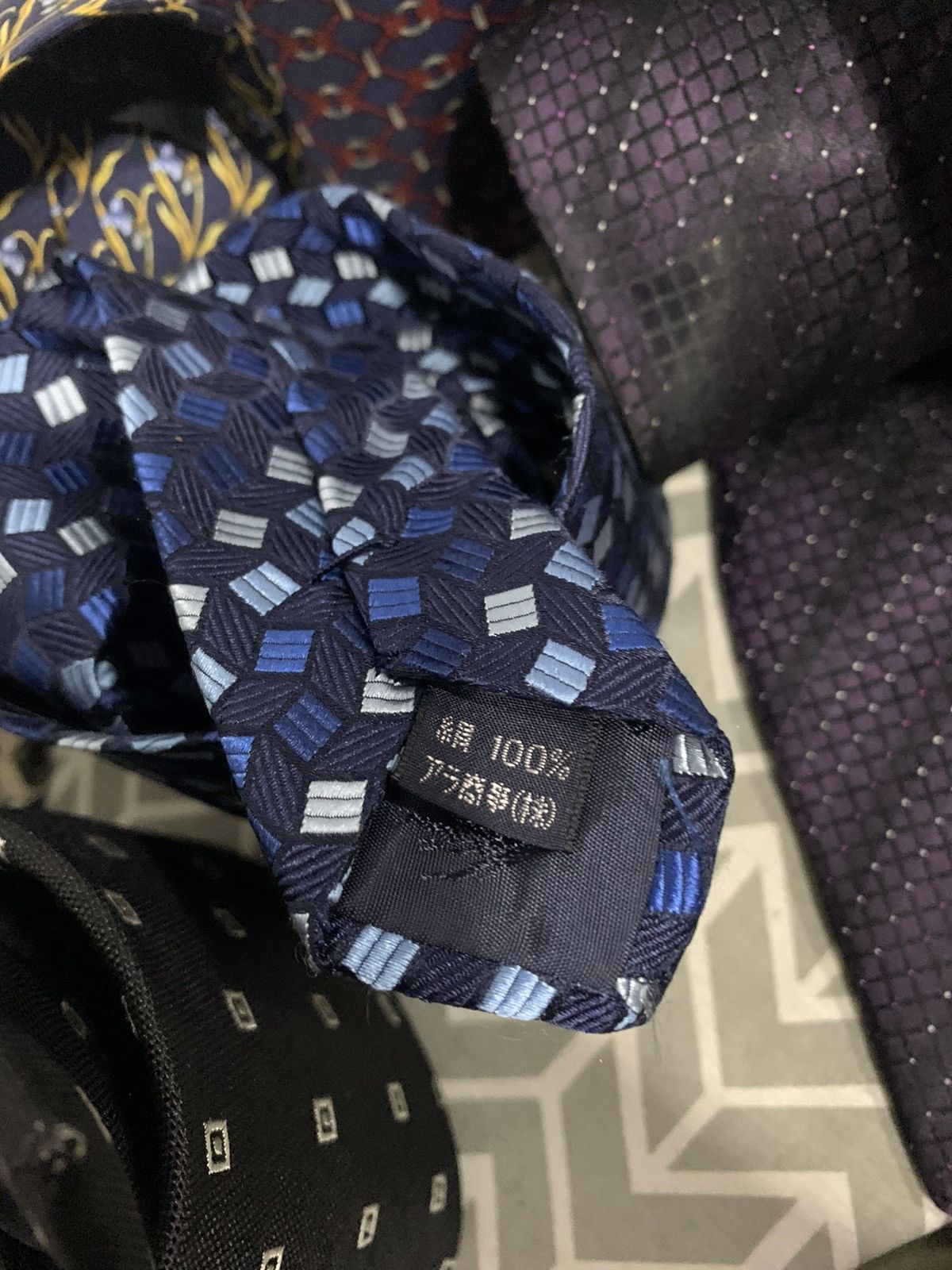 Burberry Burberry Necktie Size ONE SIZE - 7 Thumbnail