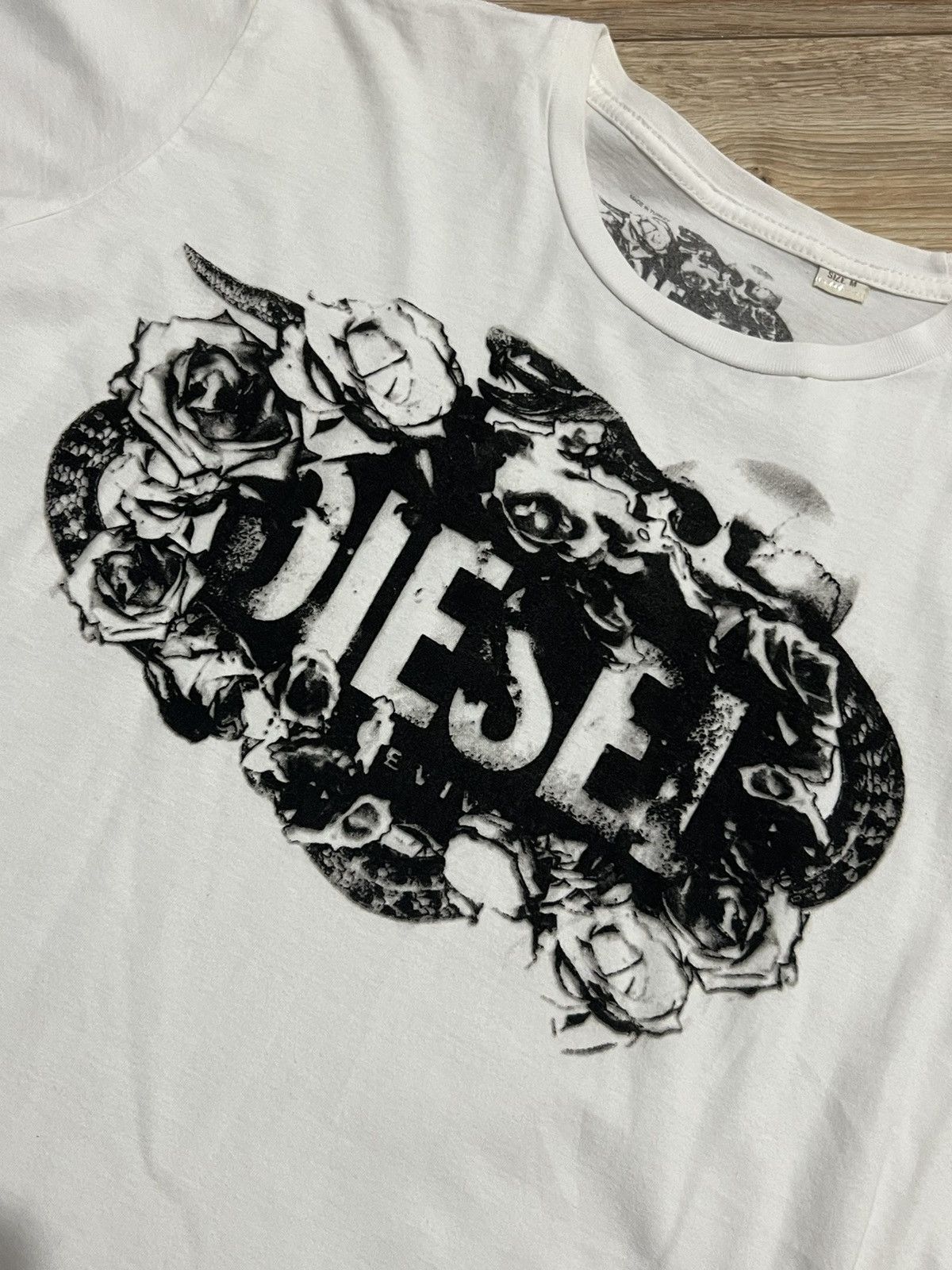 Diesel T shirt Diesel Evil Vintage Rose Skeleton Snake Size US M / EU 48-50 / 2 - 2 Thumbnail